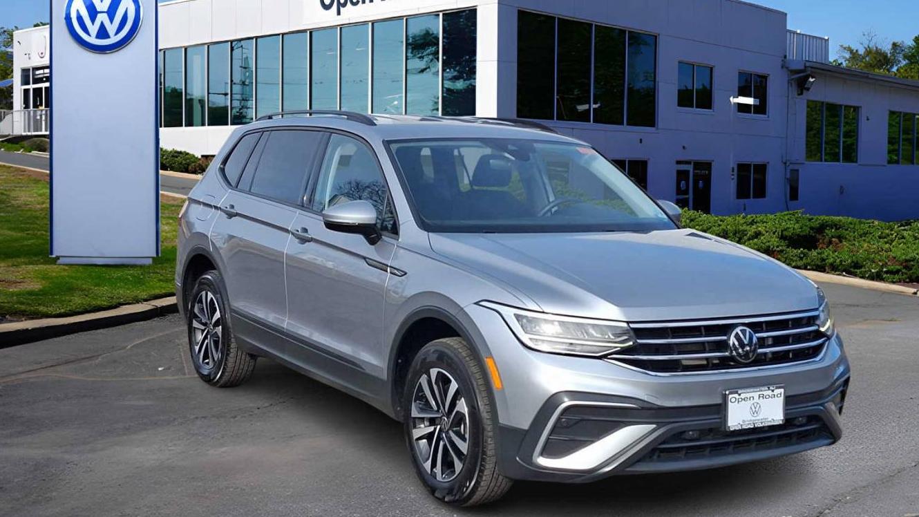 VOLKSWAGEN TIGUAN 4MOTION 2022 3VV0B7AX3NM041484 image